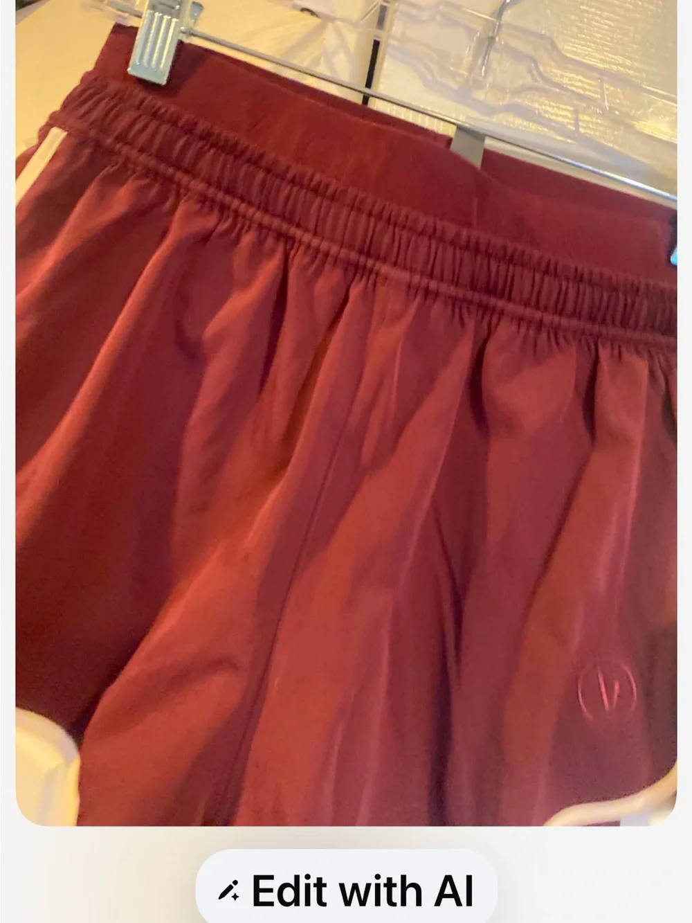 NWT Vuori Luna Piped Short 2” CERISE Size: XS